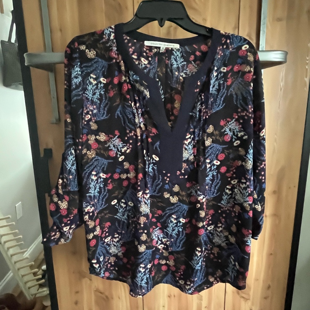 Collective Concepts Blue Relaxed Blouse